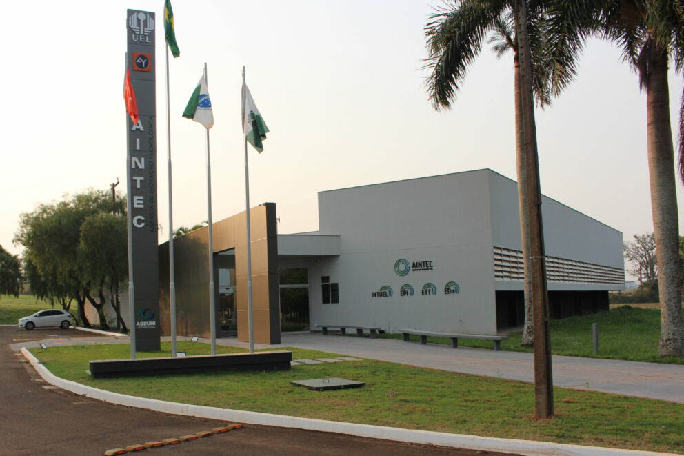 Agência UEL de Notícias - Universidade Estadual de Londrina